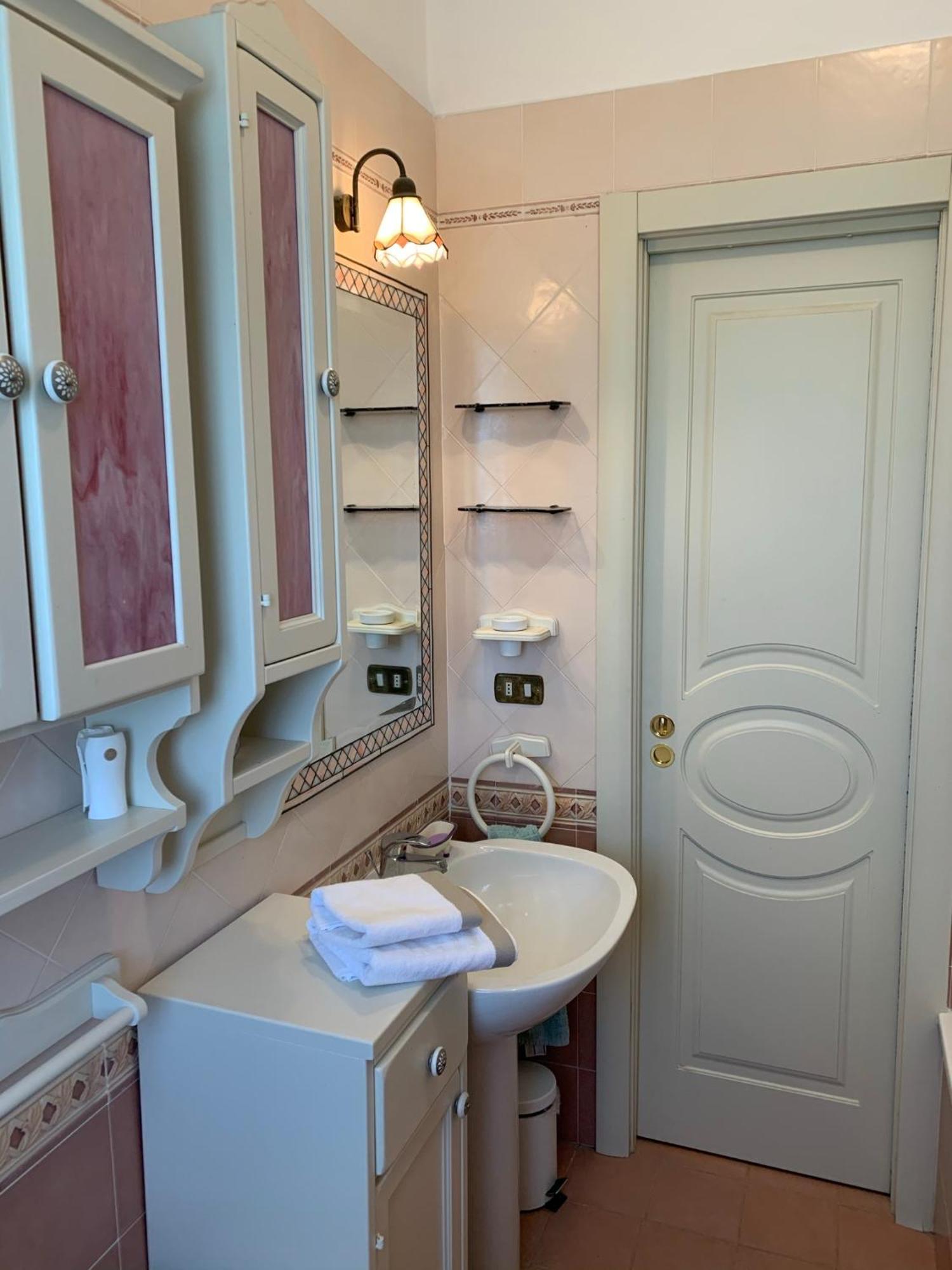 Maison Renee فياريجيو المظهر الخارجي الصورة